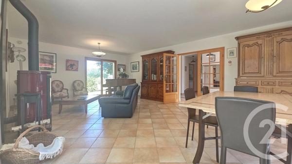 Maison à vendre  6 pièces - 191 m 2   SURZUR  - 56