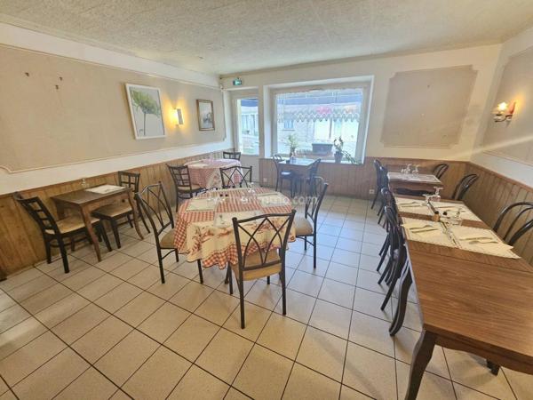 Vente Local commercial 7 pièces 250 m2 à Guingamp