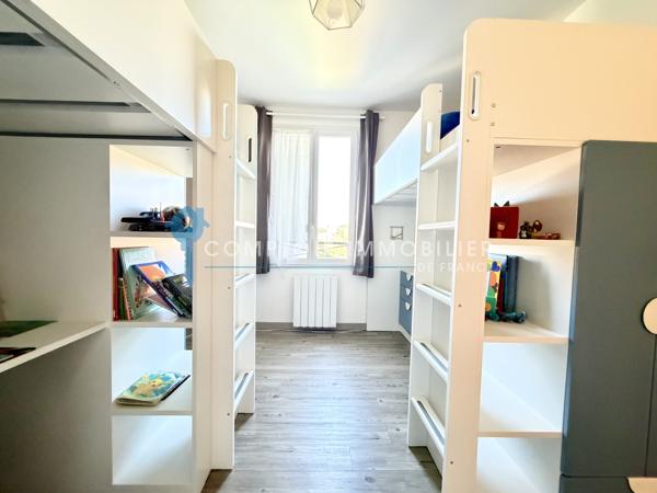 Maison
                                                                                                                                                                                                                                                                                                                        5 pièce(s)                                                                                                                                                                                                          4 chambre(s)                                                                                                                                                                                                          105  m²