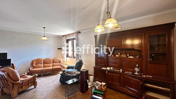 Maison
         5 pièces
        - 99 m² 212 000 € *