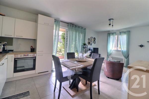 Appartement T3 à vendre  3 pièces - 55,04 m2 FREJUS - 83