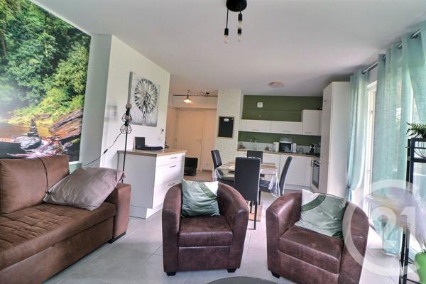 Appartement T3 à vendre  3 pièces - 55,04 m2 FREJUS - 83