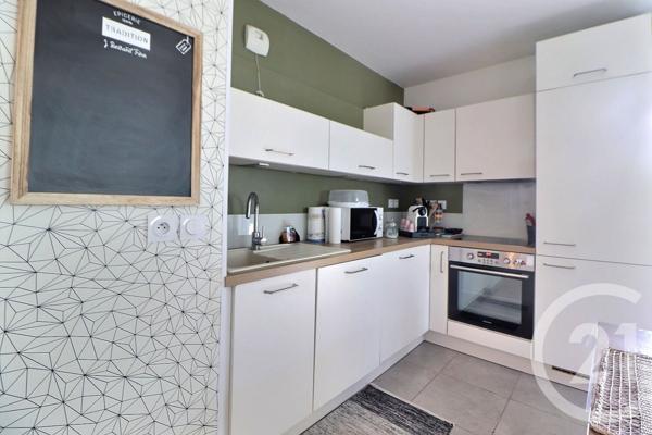 Appartement T3 à vendre  3 pièces - 55,04 m2 FREJUS - 83