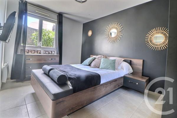 Appartement T3 à vendre  3 pièces - 55,04 m2 FREJUS - 83