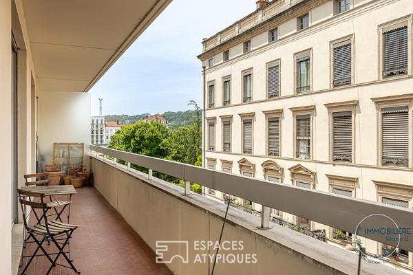 Très bel appartement de standing avec balcons au coeur du quartier d’Ainay