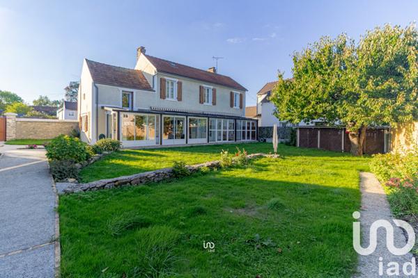 Maison à vendre 5 pièces 159 m² Le Perray-en-Yvelines