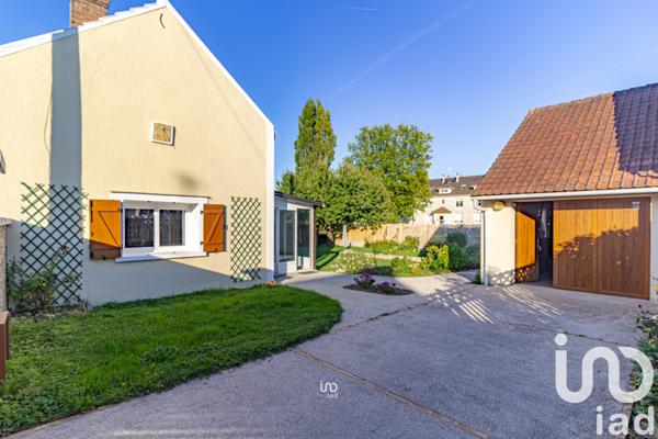 Maison à vendre 5 pièces 159 m² Le Perray-en-Yvelines