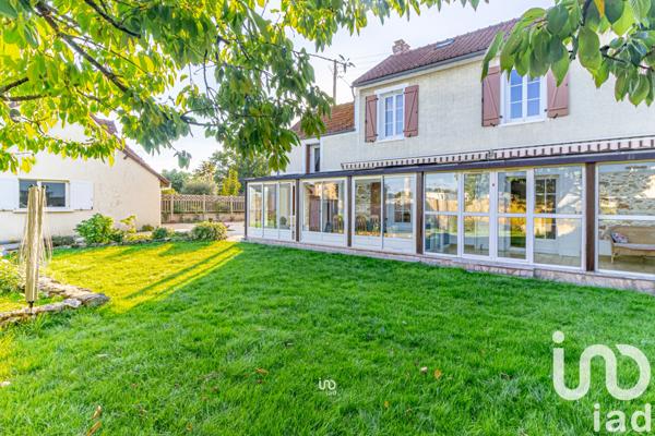 Maison à vendre 5 pièces 159 m² Le Perray-en-Yvelines
