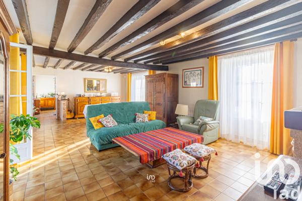 Maison à vendre 5 pièces 159 m² Le Perray-en-Yvelines