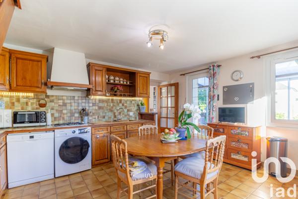 Maison à vendre 5 pièces 159 m² Le Perray-en-Yvelines