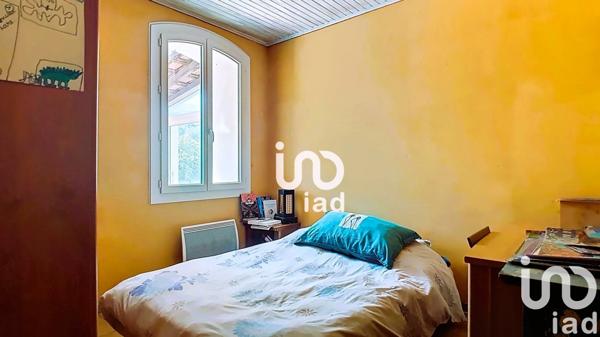 Appartement 3 pièces de 71 m² à Marseille (13016)