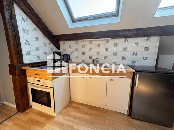 Location Studio meublé 27.37 m² - 141 RUE VULFRAN WARME Amiens 80000