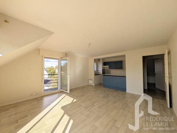 Appartement Saint Ave 3 pièces 67 m2 + garage , Saint ave