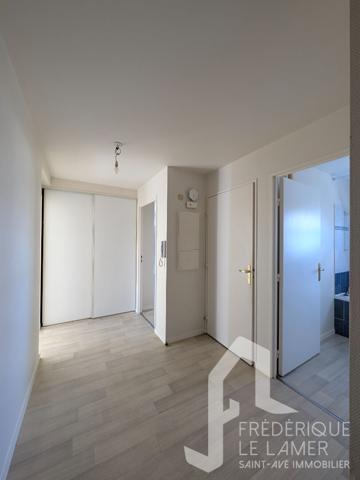 Appartement Saint Ave 3 pièces 67 m2 + garage , Saint ave