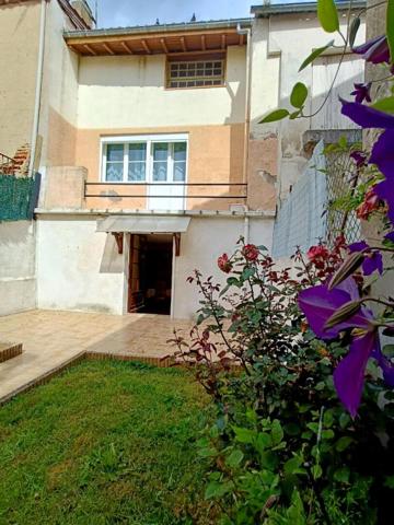 Maison Sainte Livrade Sur Lot 5 pièce(s) 100 m2