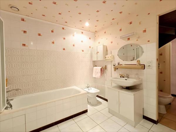 Maison Sainte Livrade Sur Lot 5 pièce(s) 100 m2