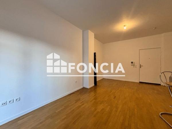 À vendre Studio 31 m² - Le Plessis-robinson 92350