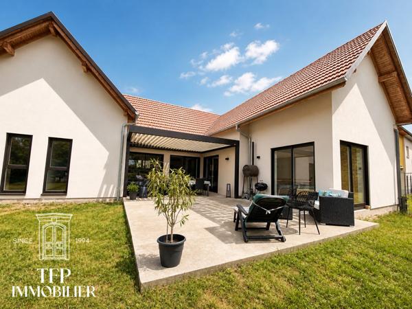 Elegante Villa contemporaine au bord de l'ILL