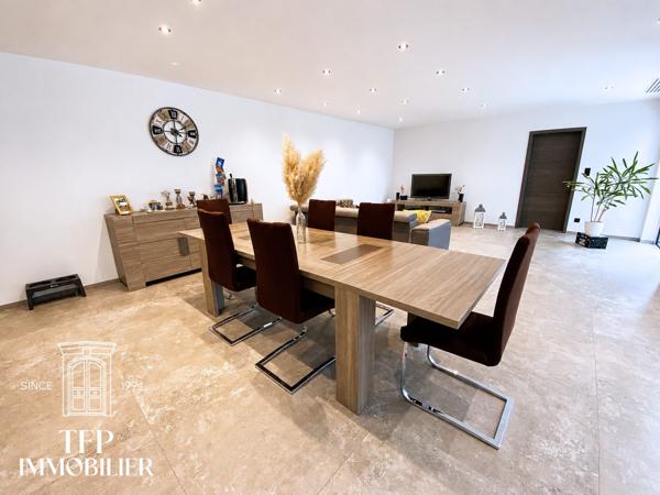 Elegante Villa contemporaine au bord de l'ILL