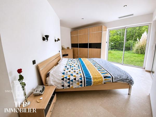 Elegante Villa contemporaine au bord de l'ILL