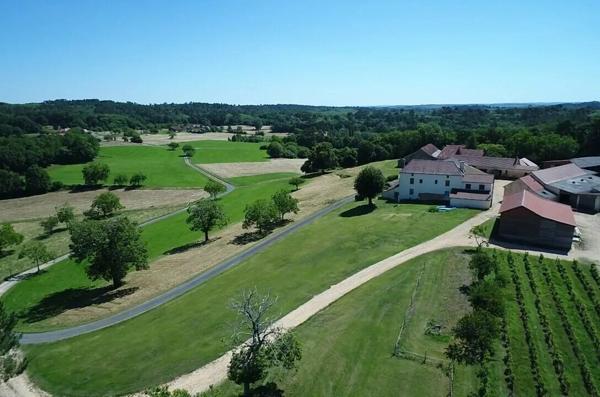 Vente Maison 7 pièces 145 m2 à Villefranche-du-Périgord