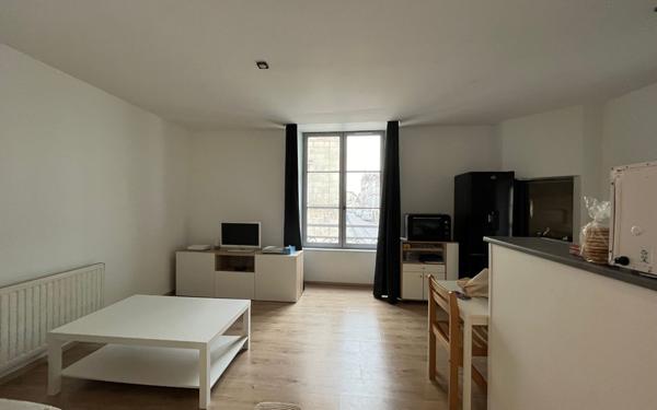 Immeuble à vendre    6 pièces •  La Rochelle