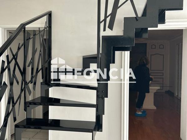 À vendre Maison 6 pièces 300 m² - Saubens 31600