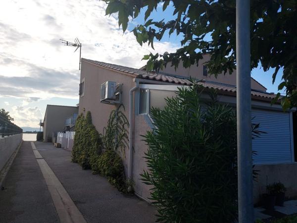 Havre de paix proche mer