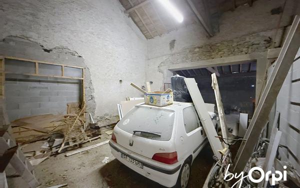 Maison à vendre    6 pièces •  Saint-Éloy-les-Mines