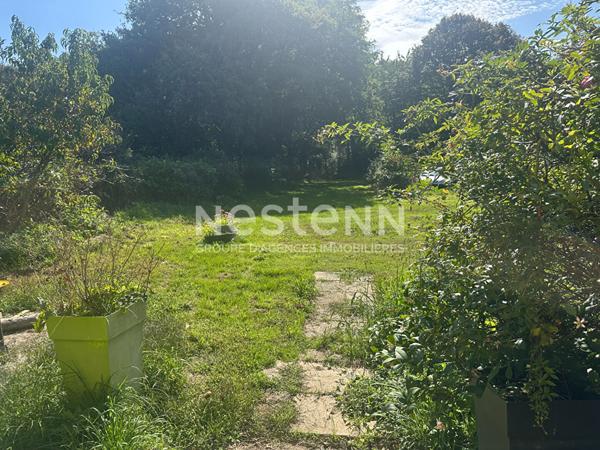 Authentique et charmante longère en pierre avec grand jardin arboré !