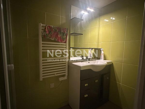 Authentique et charmante longère en pierre avec grand jardin arboré !