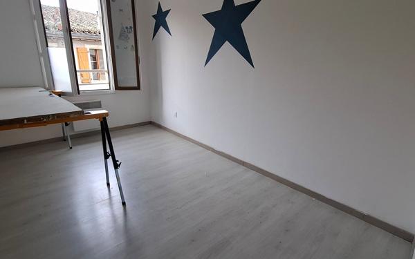 Appartement à vendre    3 pièces •  Beaumont-de-Lomagne