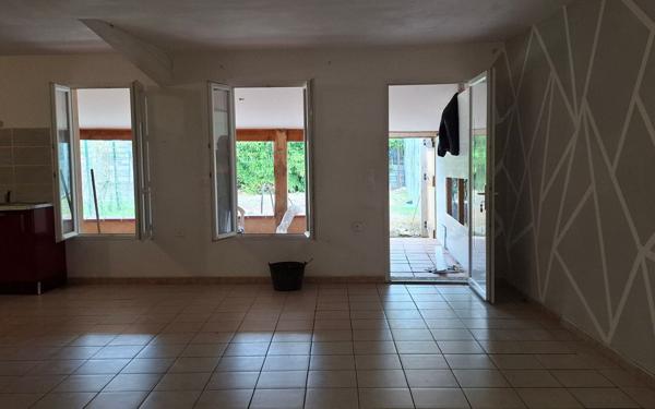 Appartement à vendre    3 pièces •  Beaumont-de-Lomagne