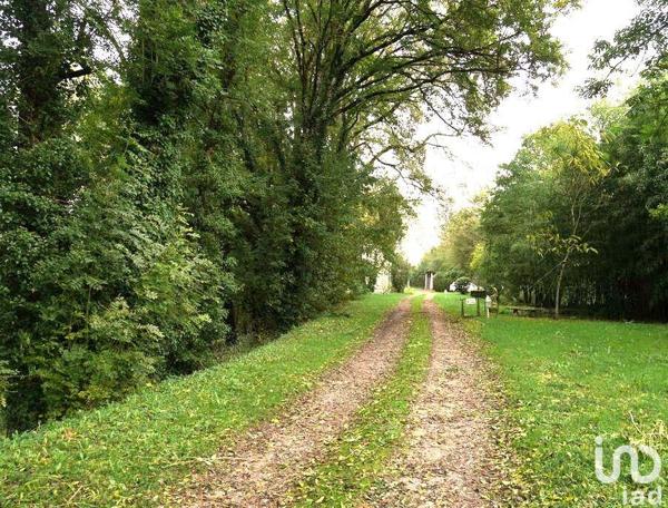 Maison à vendre 6 pièces 220 m² Sanxay