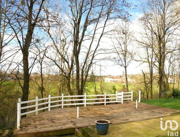 Maison à vendre 6 pièces 220 m² Sanxay