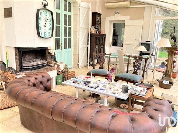 Maison à vendre 6 pièces 220 m² Sanxay