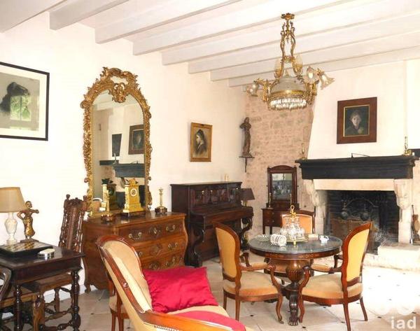 Maison à vendre 6 pièces 220 m² Sanxay