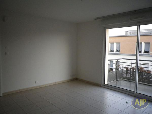 Location appartement Sainte Luce Sur Loire : 715 € - AJP Immobilier Carquefou
