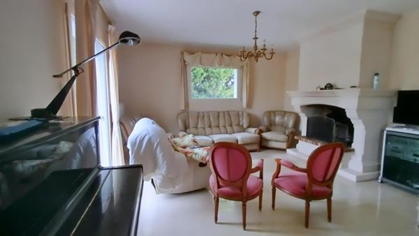 Maison 6 pièces avec vie de plein pied de 182m2