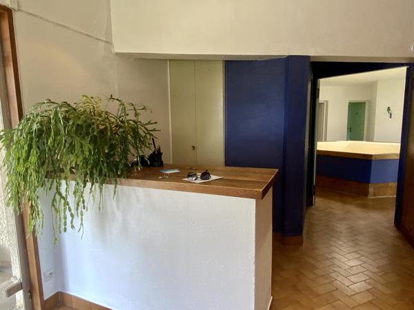 Commerce à vendre à Montignac (24290) - Dordogne
