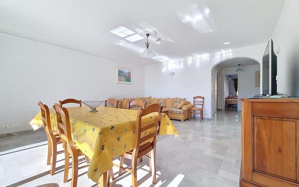 Appartement à vendre    3 pièces • 84,04 m2 Le Cannet