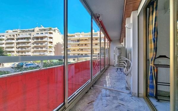 Appartement à vendre    3 pièces • 84,04 m2 Le Cannet