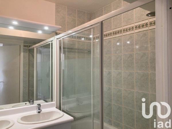 Appartement 3 pièces de 73 m² à Montrouge (92120)