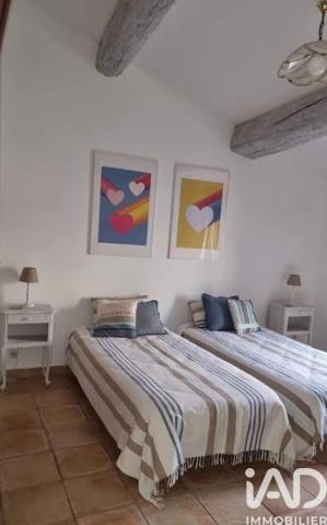 Location appartement 3 pièces 70,4 m² Aigues-Mortes