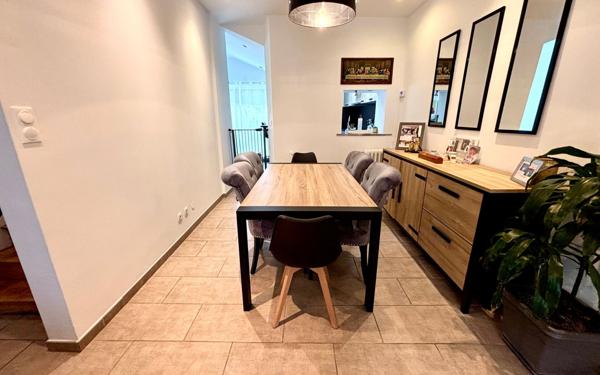 Maison à vendre    4 pièces • 107 m2 Saint-Quentin