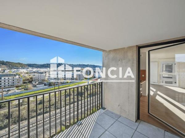 Location Studio 32.5 m² - 194 / 196 RUE DES QUEYRIES Bordeaux 33100