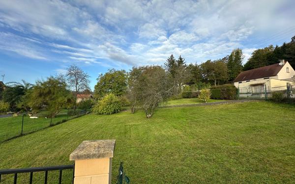 Terrain à vendre    Chartèves