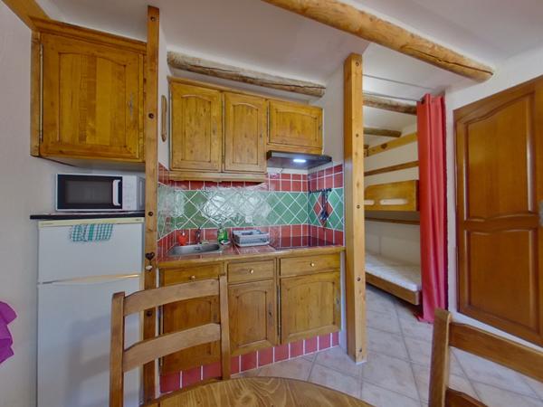 04400 BARCELONNETTE Studio proche centre