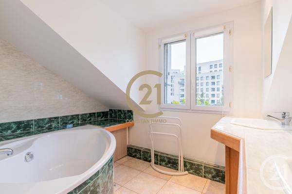 Maison à vendre  7 pièces - 144,22 m2 EVRY - 91