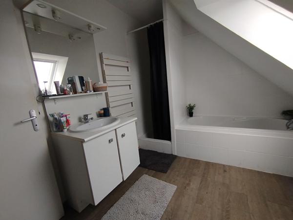 Maison à vendre à Landivisiau - 5 pièces 77m²